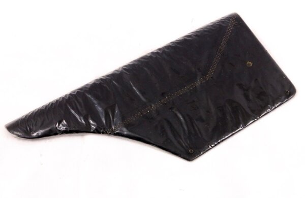 Verkleidung hinten innen links NOS-Orig. GTV/6 Echt Leder mit Perforierstreifen (schwarz)