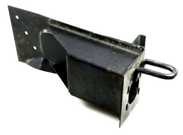 Stoßstangenaufnahme vorne links Alfa Spider 3. Serie Bj. 1983-1989 NOS-Original