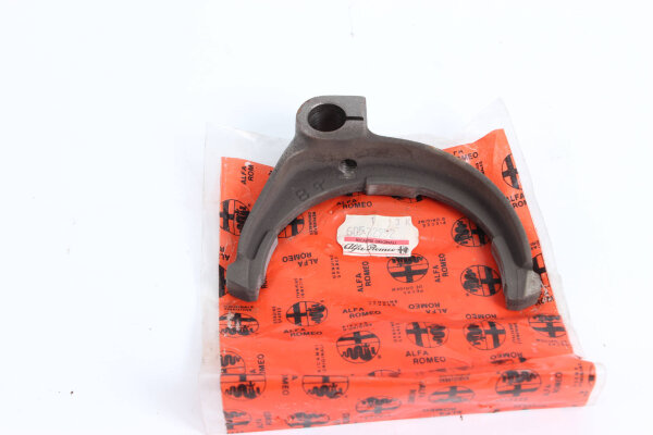 Alfa Romeo Schaltgabel 1,/2. Gang A75  SZ  RZ  NEU Original
