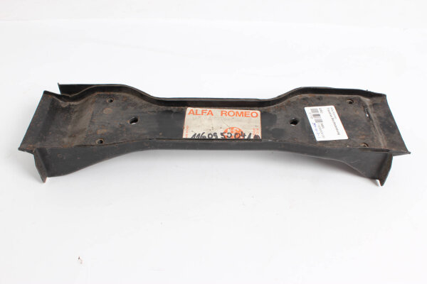 Traverse Rechtslenkung Alfa Romeo  Alfetta Lim. GTV - NEU - Original